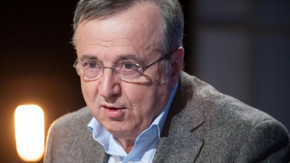 Ion Cristoiu Rapirea dreptului la vot picatura care a umplut camera cu gaz Tensiunea uriasa