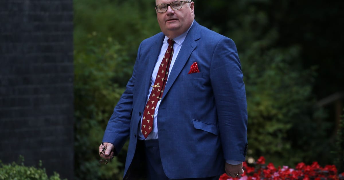 Supraveghetorul usii rotative din Marea Britanie avertizeaza Etica o bomba cu ceas