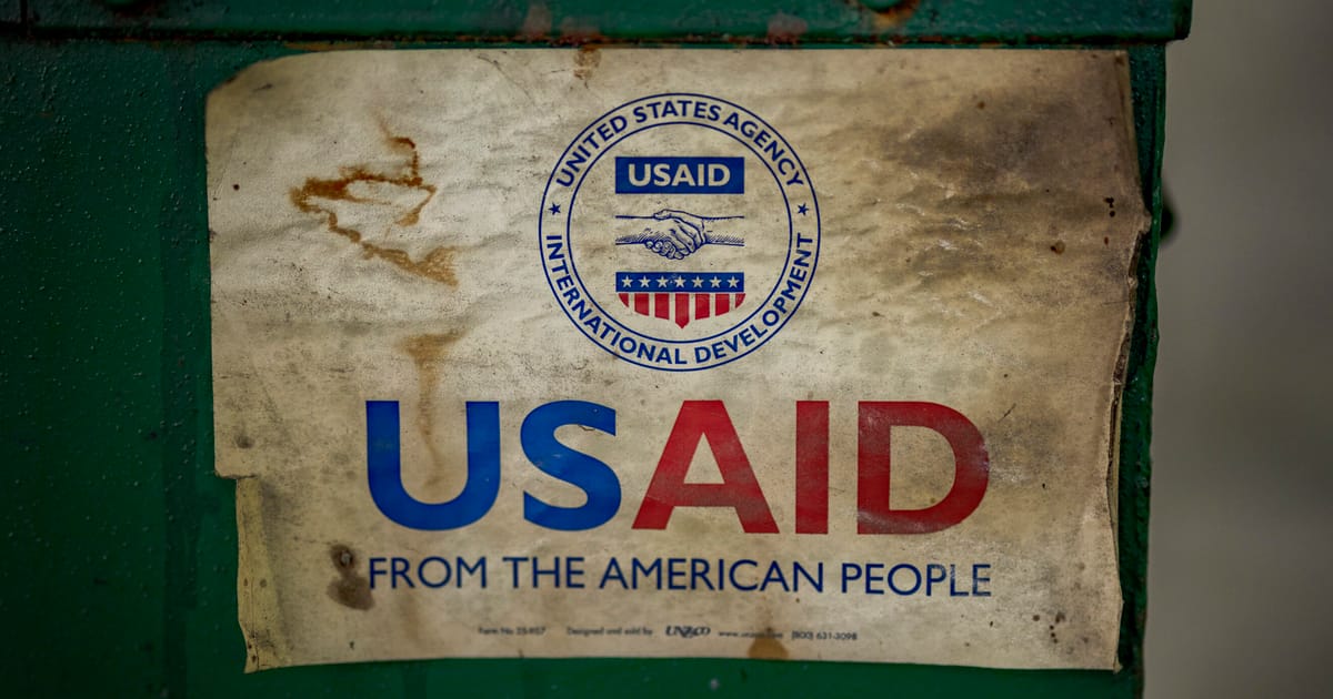 Oficial USAID catre angajati Distrugeti si ardeti documentele