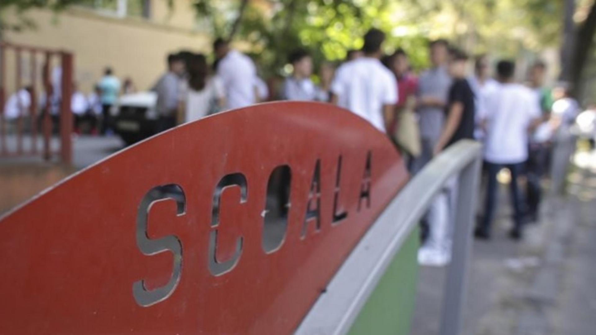 Decizie drastica a Ministerului Educatiei Interdictie din 2025 2026