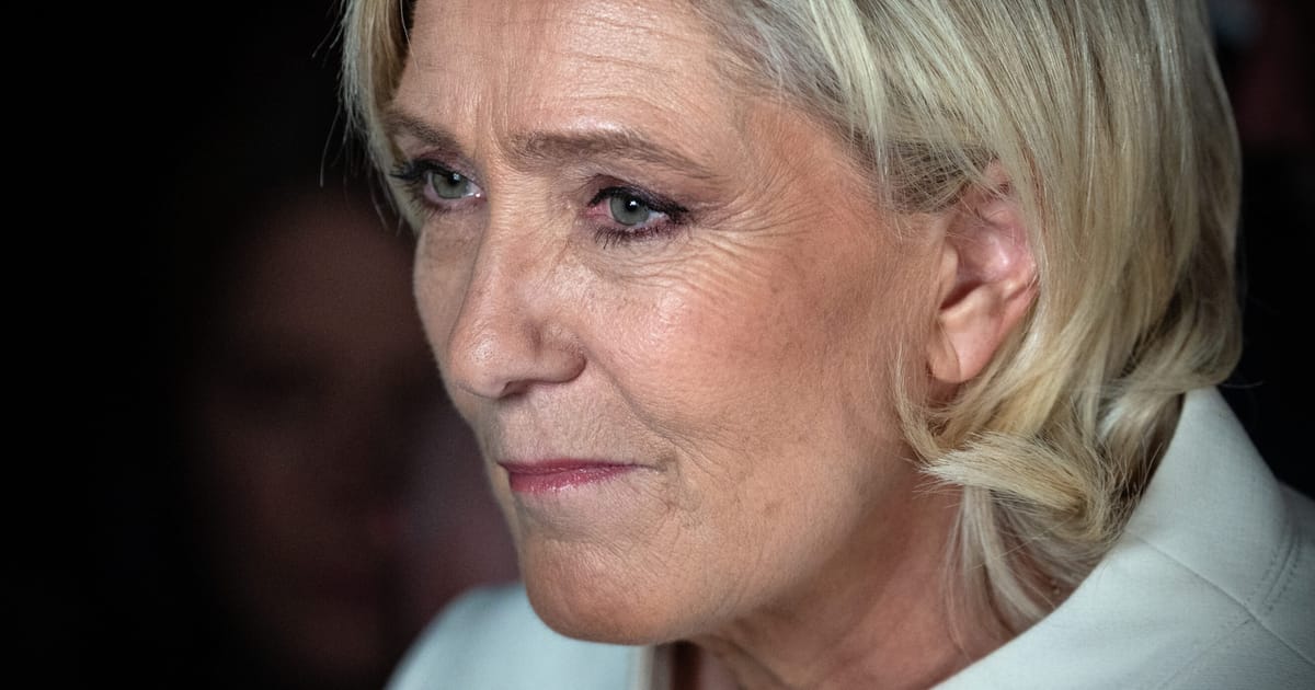 Le Pen este infranta dar nu invinsa