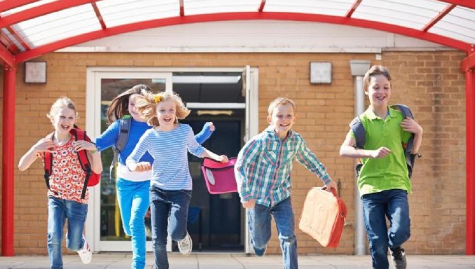 Vacanta de Paste 2025 Cand incepe si se reia