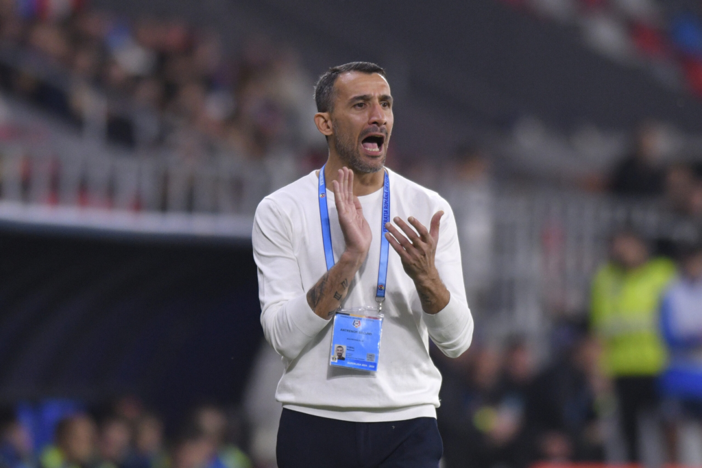 Superliga Petrolul Ploiesti l a demis pe Mehmet Topal