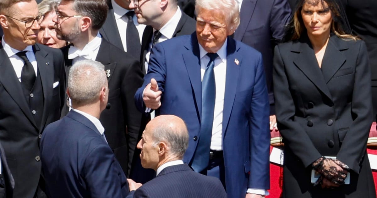 Trump Mi ar placea sa fiu papa