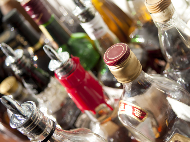 Alcoolul ar trebui sa aiba etichete de avertizare cancer