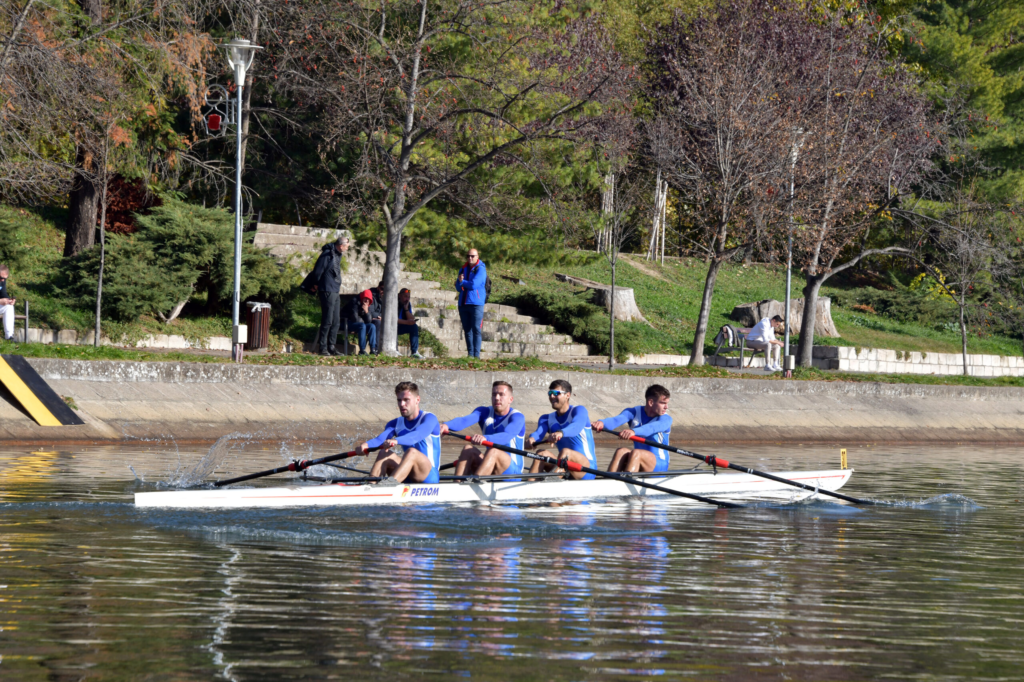 Canotorii romani au obtinut sase calificari la Cupa Mondiala