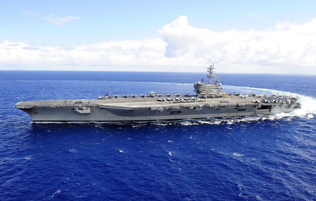 Coreea de Nord reintroduce un distrugator avariat si promite nave in Pacific