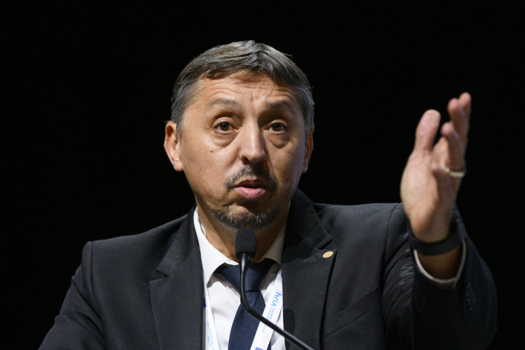 Ministrul Educatiei Bursele sunt dificile in criza