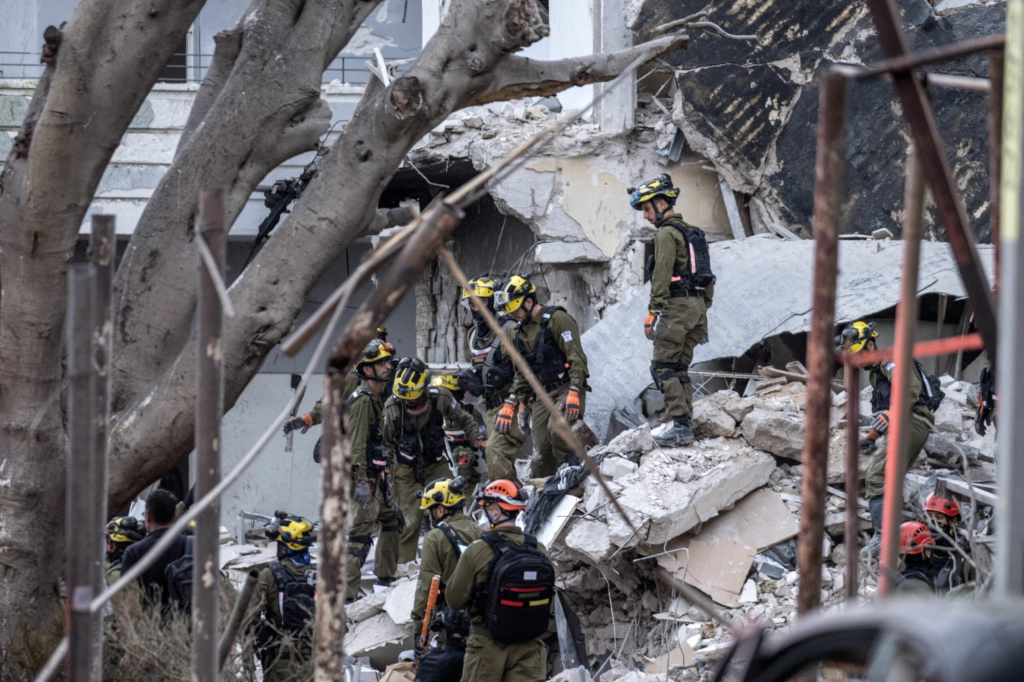 Regatul Unit Franta si Germania cer Iranului sa nu destabilizeze regiunea