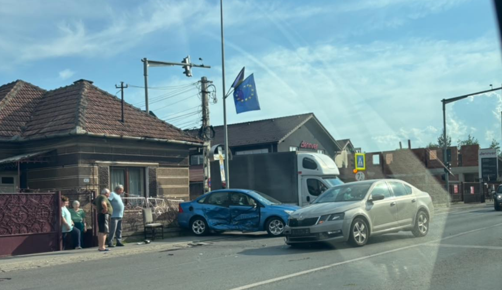 Trafic de cosmar in Floresti dupa un accident