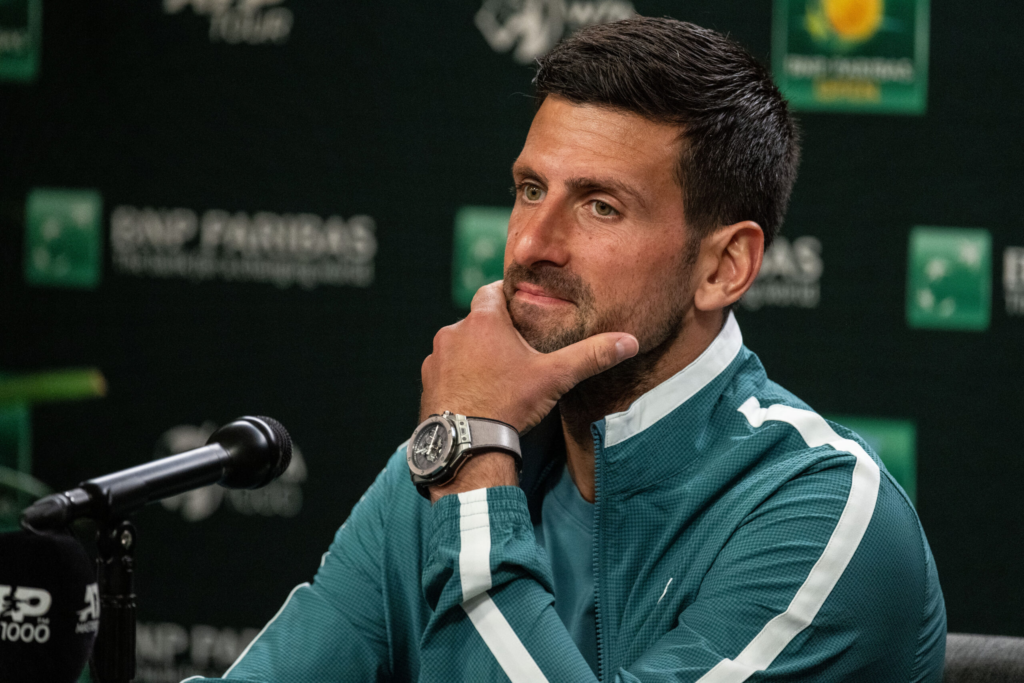 Djokovic se califica in semifinala cu Sinner la Wimbledon