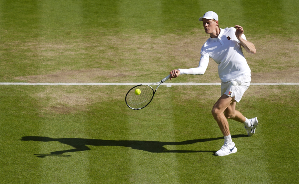 Finala Wimbledon Jannik Sinner il invinge pe Carlos Alcaraz