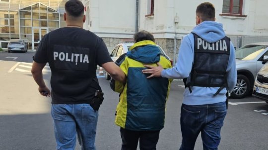Hotul imbratisarii ataca din nou