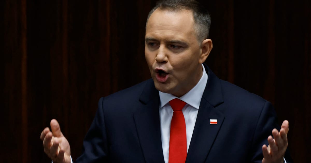 Noul presedinte polonez incepe mandatul cu un conflict