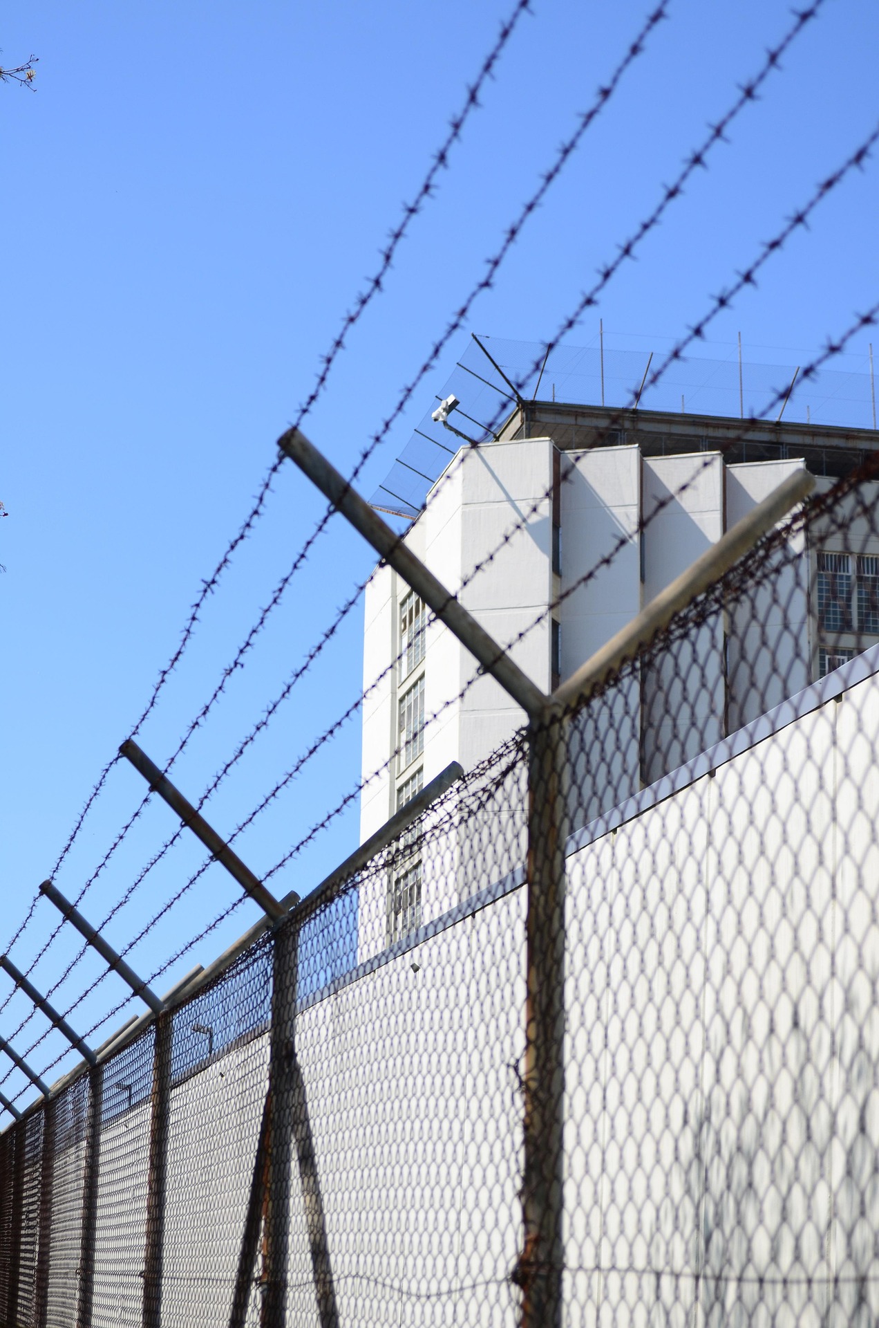 condamnare la 80 de ani pentru atacuri armate