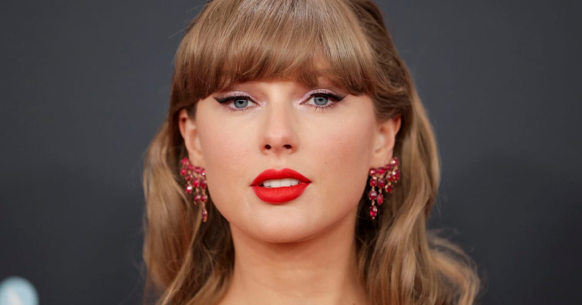 inamicul lui trump taylor swift s a logodit