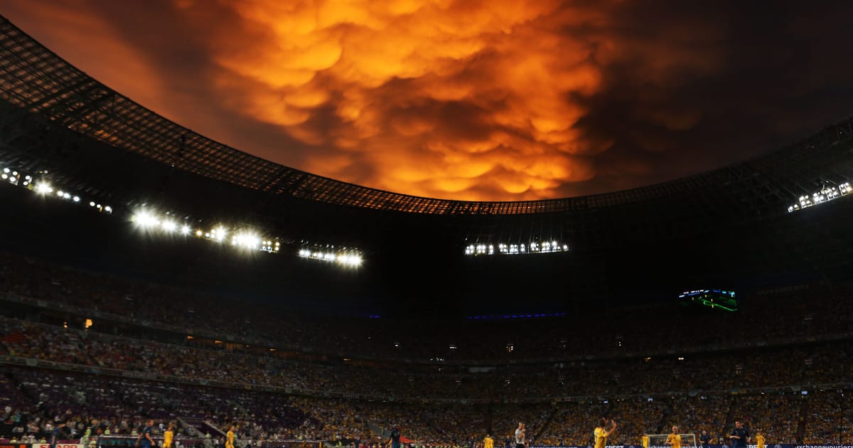 Aceste stadioane ilustreaza razboiul lui Putin impotriva culturii ucrainene