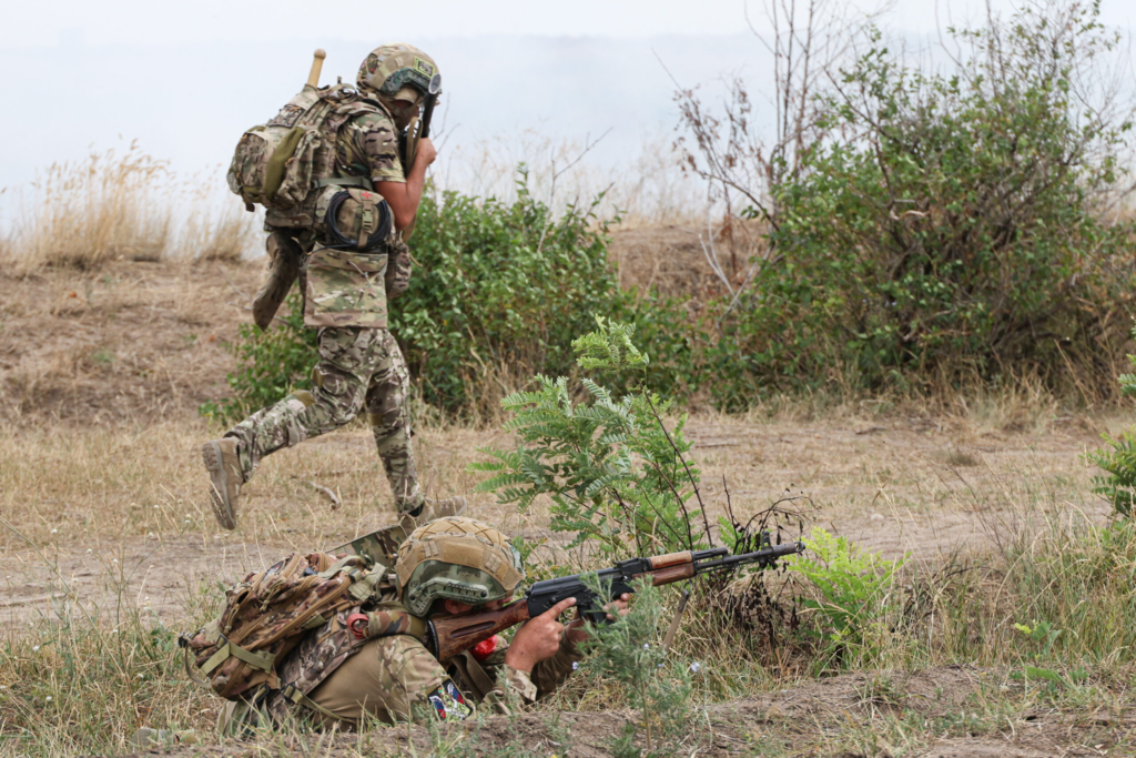 Aproape 700000 de militari rusi in Ucraina