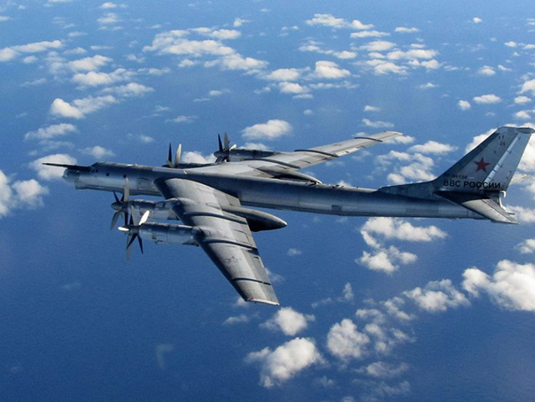 Avioane de razboi rusesti aproape de Alaska