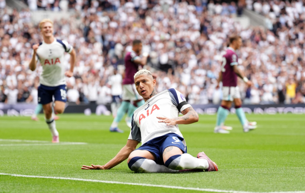 Conducerea Tottenham a refuzat doua oferte Clubul nu este de vanzare