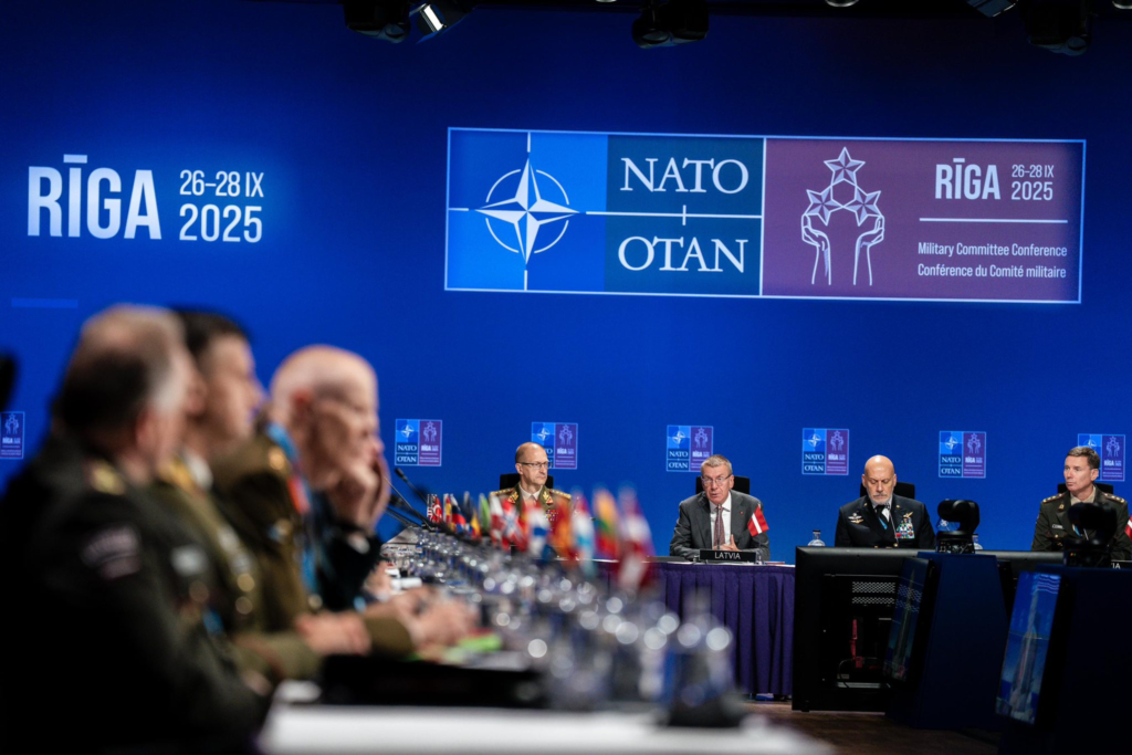Letonia cere NATO sa intareasca apararea aeriana in Baltica