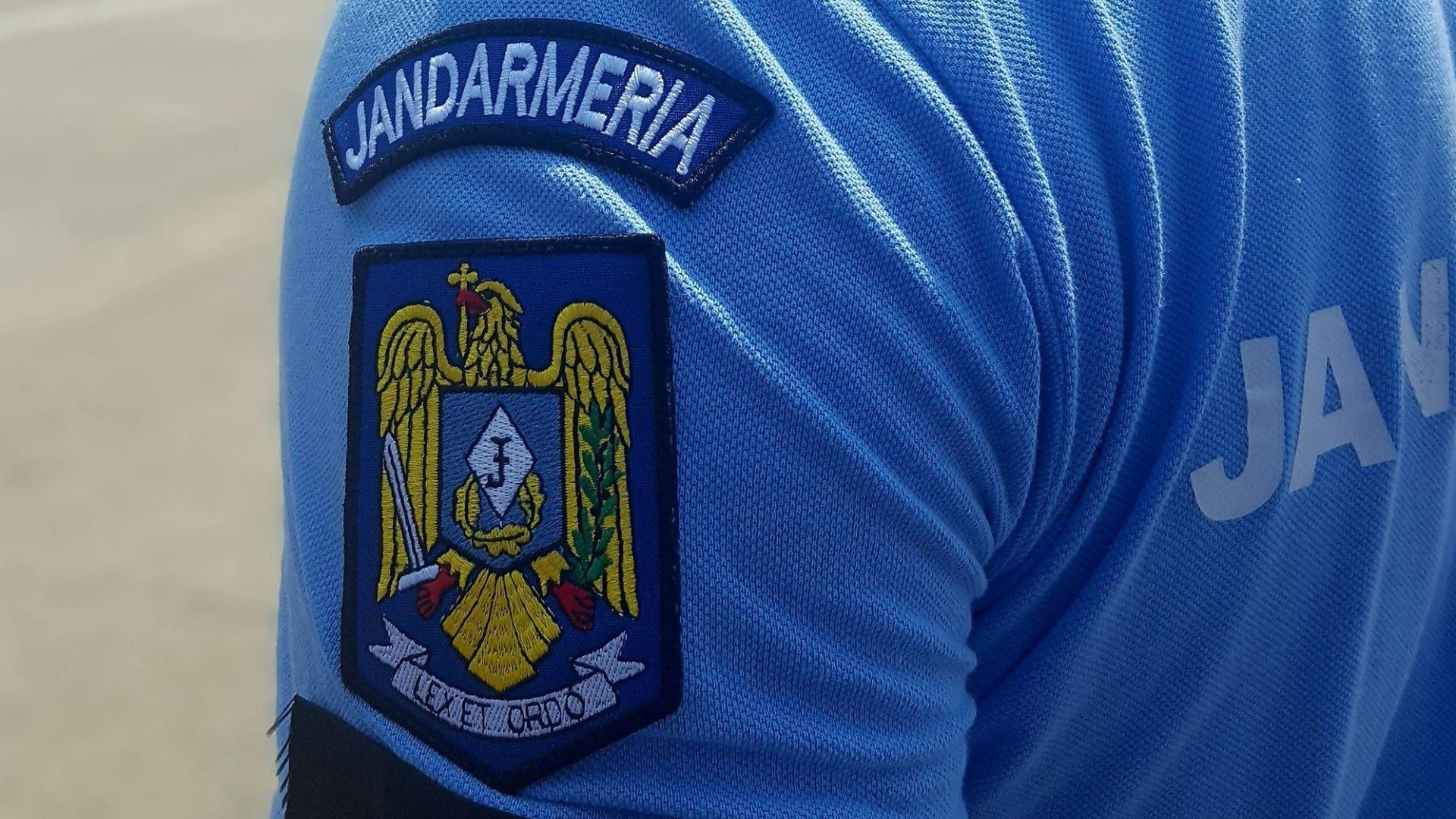 Materiale pirotehnice descoperite in stadionul din Ploiesti