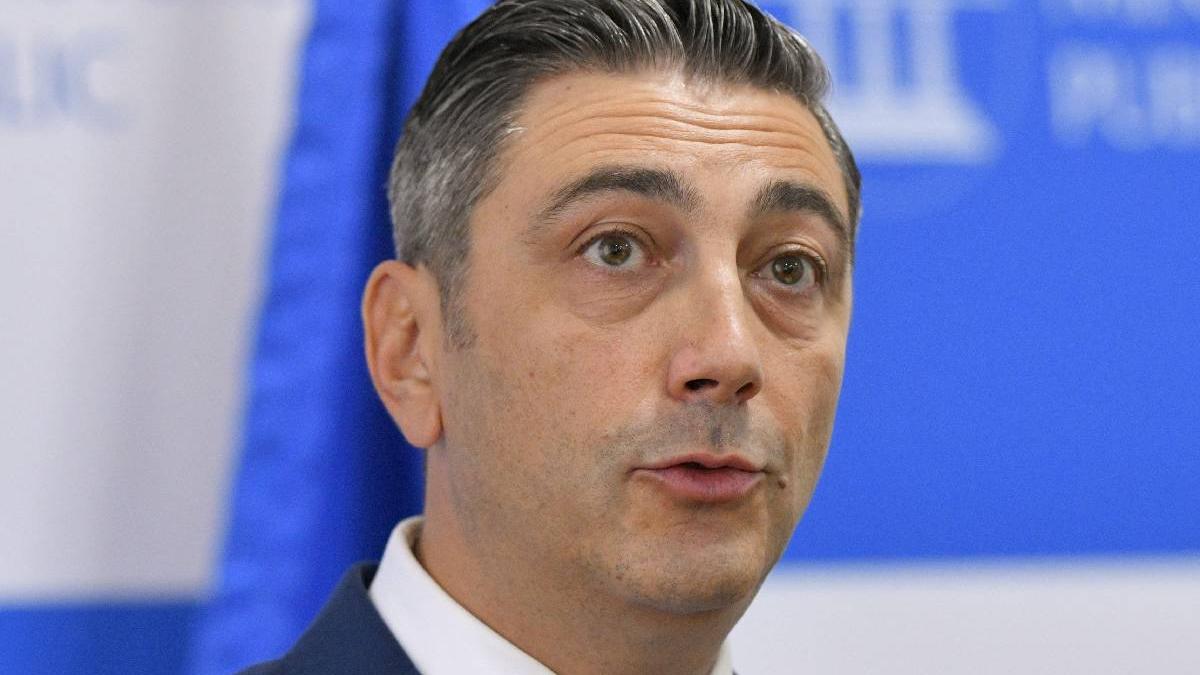 Procurorul general Alex Florena Razboiul hibrid al Rusiei este perfid