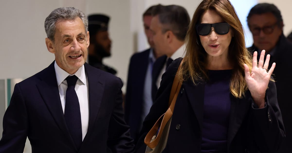 Sarkozy a fost gasit vinovat in cazul Gadhafi