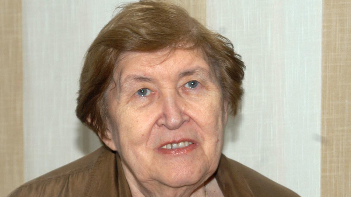 Steluta Coposu sora lui Corneliu premiata de Nicusor Dan