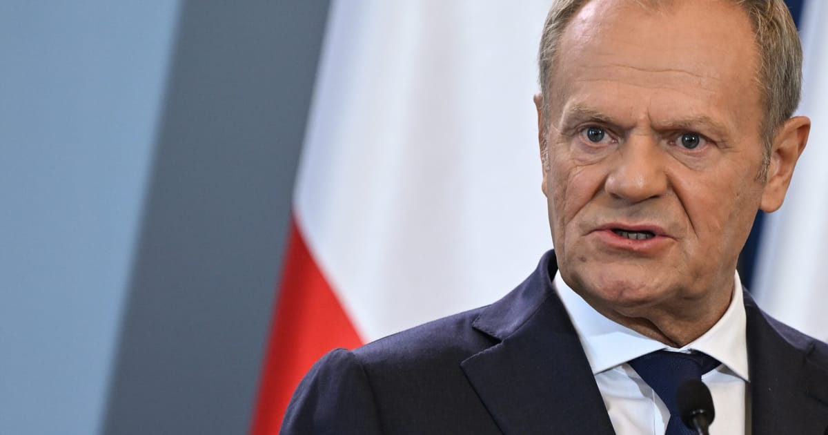 Tusk din Polonia va redeschide granita cu Belarus