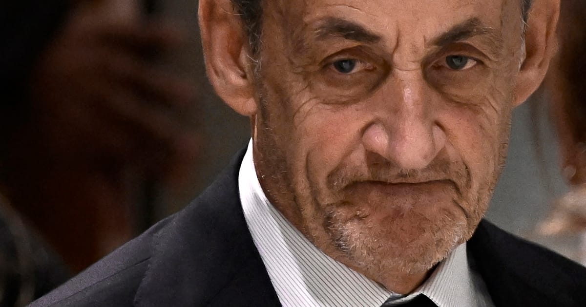 Fostul presedinte francez Sarkozy merge la inchisoare marti
