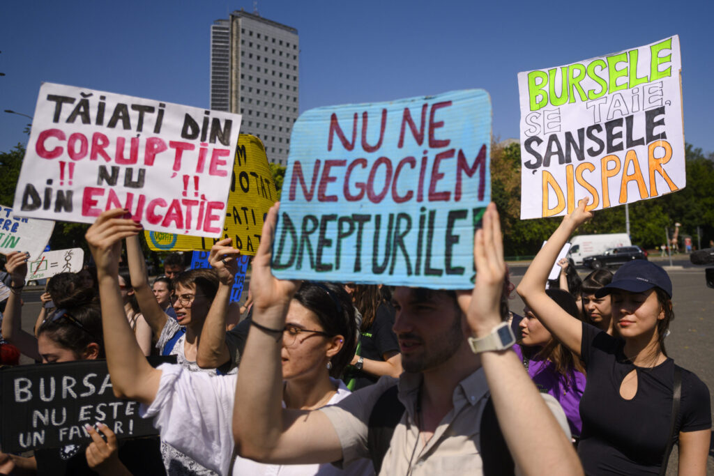 Protest al studentilor si sindicatelor pe 29 octombrie