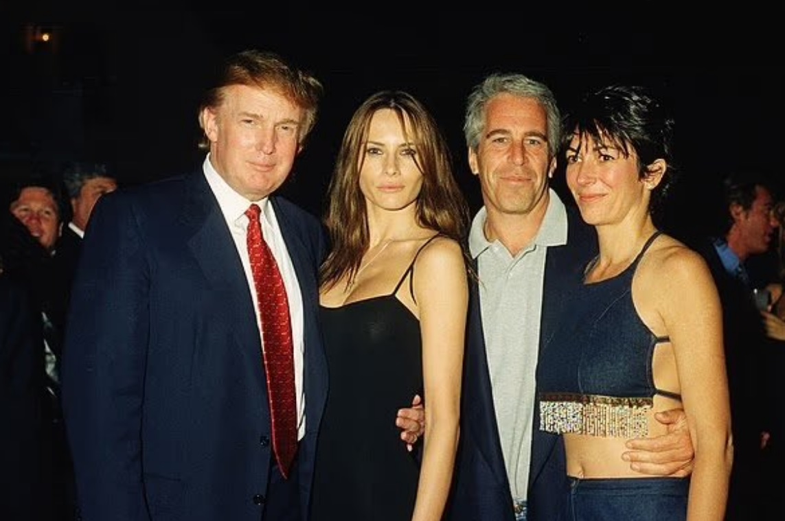 Dezvaluirile lui Michael Wolff Epstein si Trump umbr