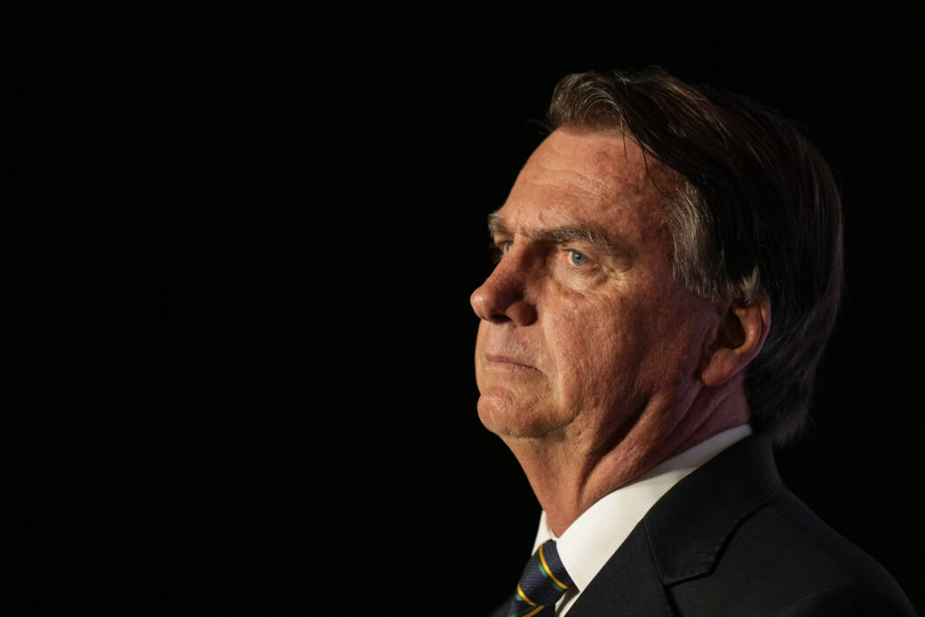 Fostul presedinte brazilian Jair Bolsonaro arestat