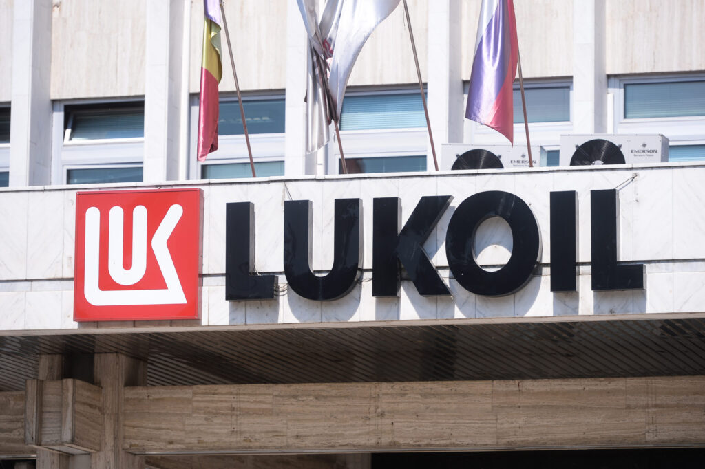 Lukoil in atenia Carlyle Group Valoarea de 22 miliarde dolari