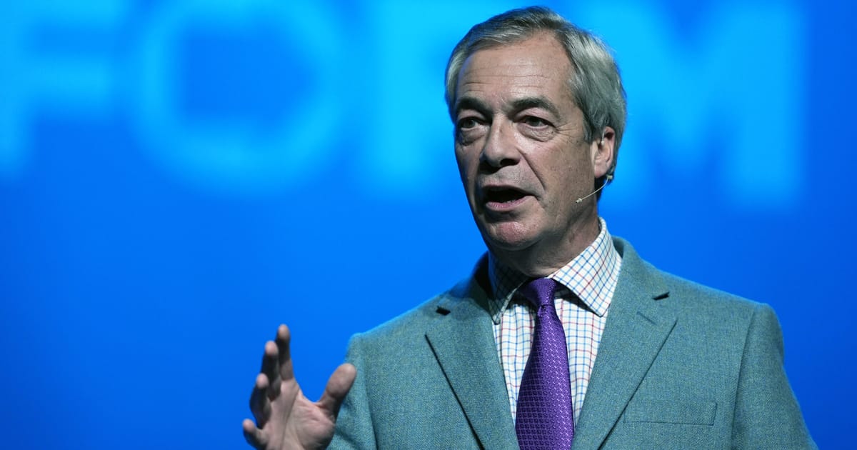 Nigel Farage neaga acuzatiile de abuz rasial