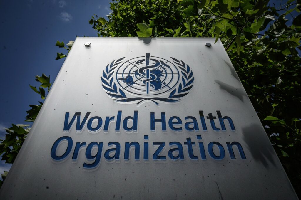 OMS 19 copii palestinieni evacuati din Gaza