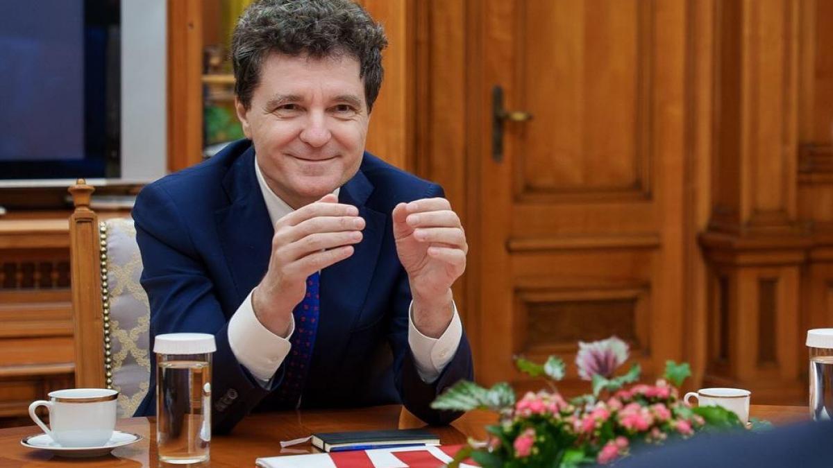 Salariile consilierilor prezidentiali 24 de consilieri pentru Nicusor Dan