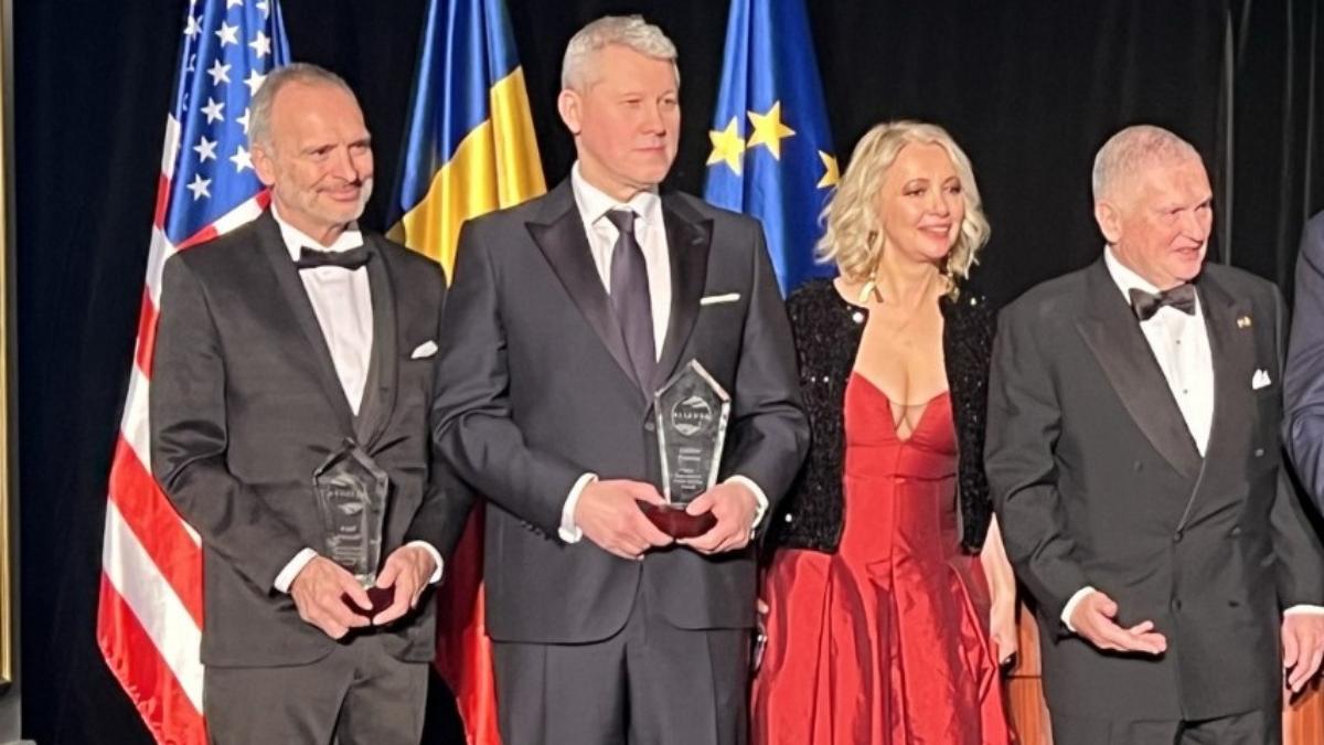 Catalin Predoiu a castigat un premiu international in SUA