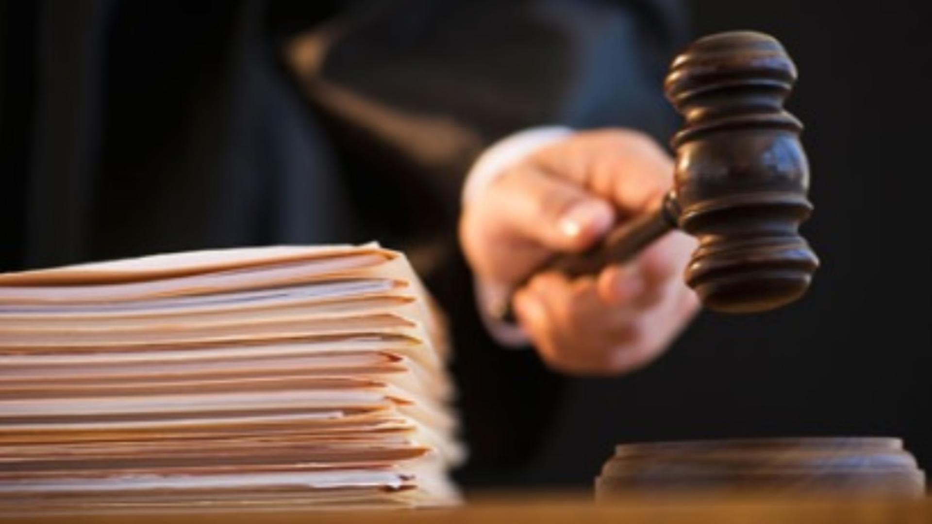 Cursa impotriva timpului pentru pensiile speciale