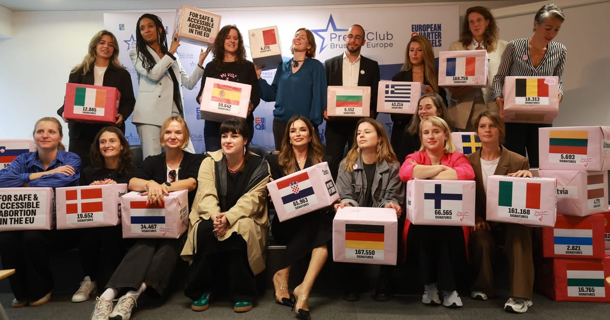 Europa voteaza pentru largirea accesului la avort