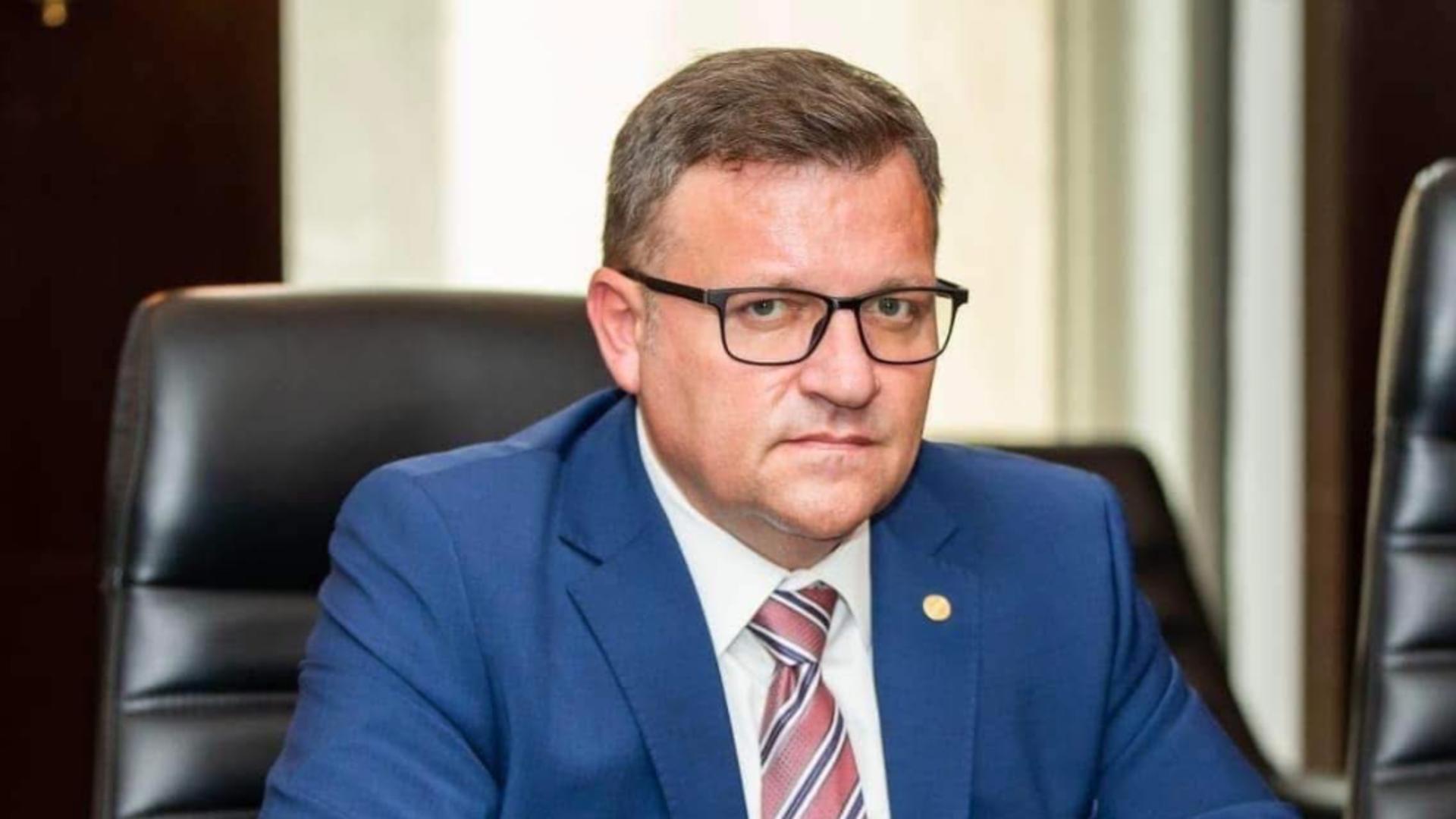 Marius Budai respinge inghetarea salariului minim Nu voi vota