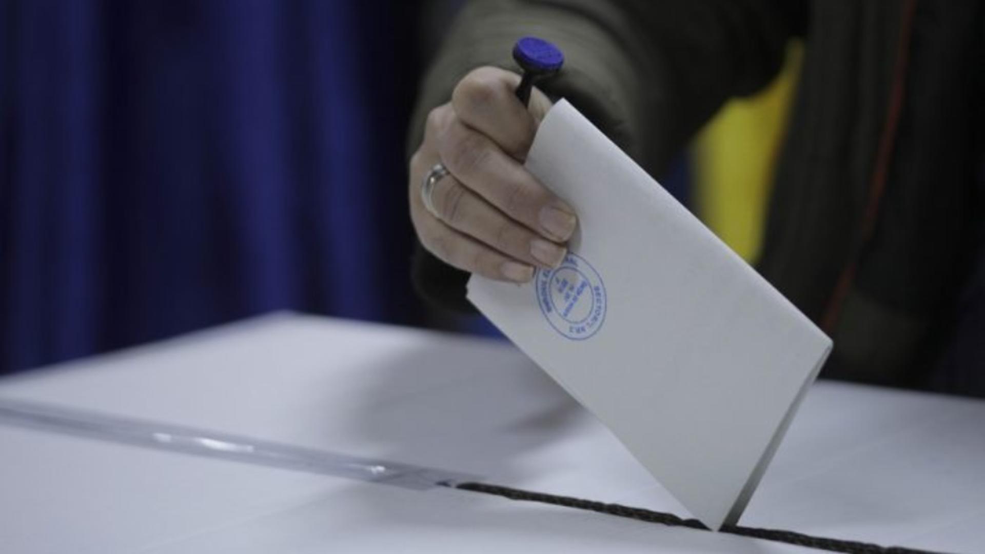 Scenariul critic al alegerilor Candidati sustinuti de un electorat foarte motivat