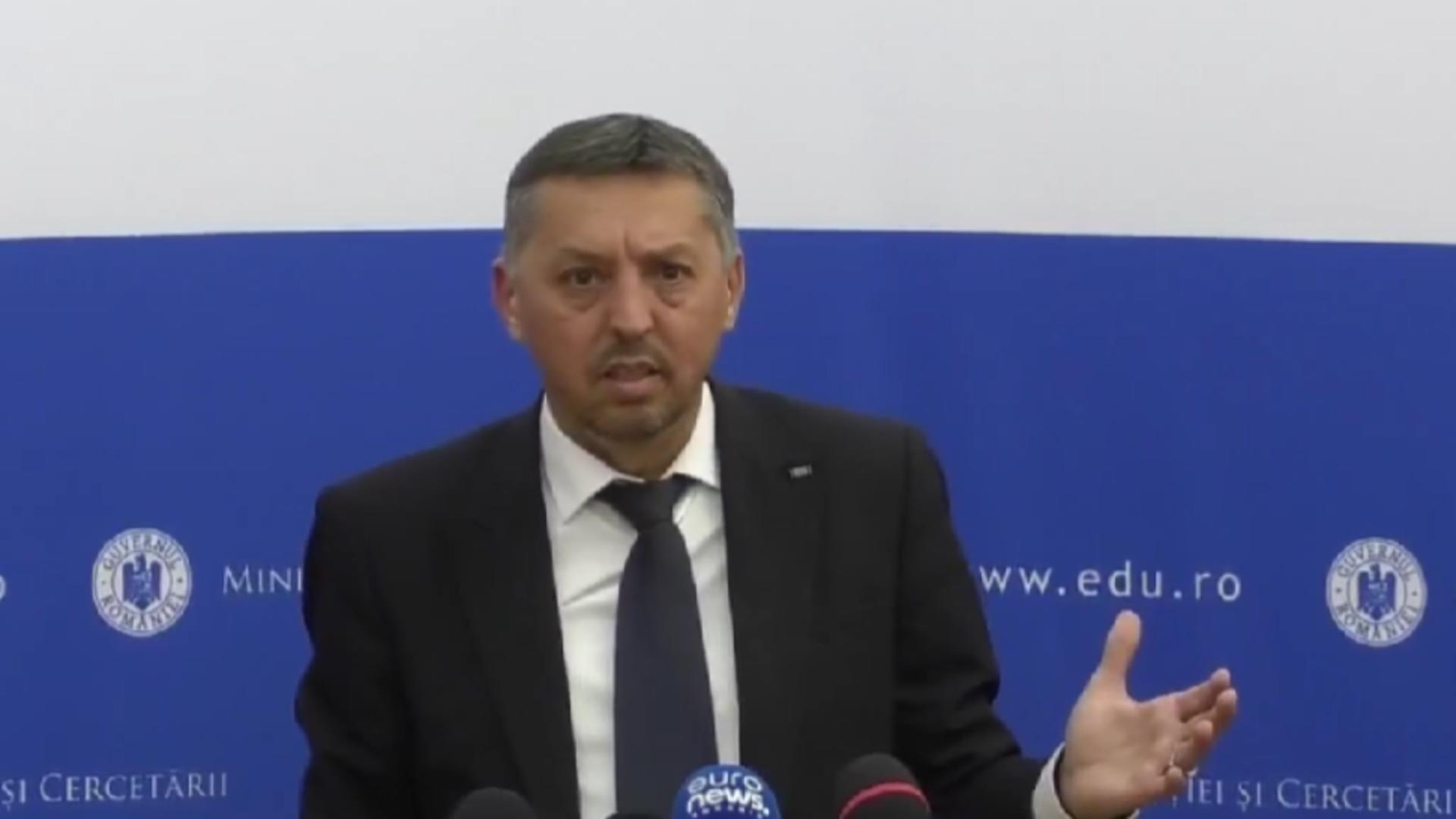 Sindicatele cer demisia lui Daniel David ministrul Educatiei