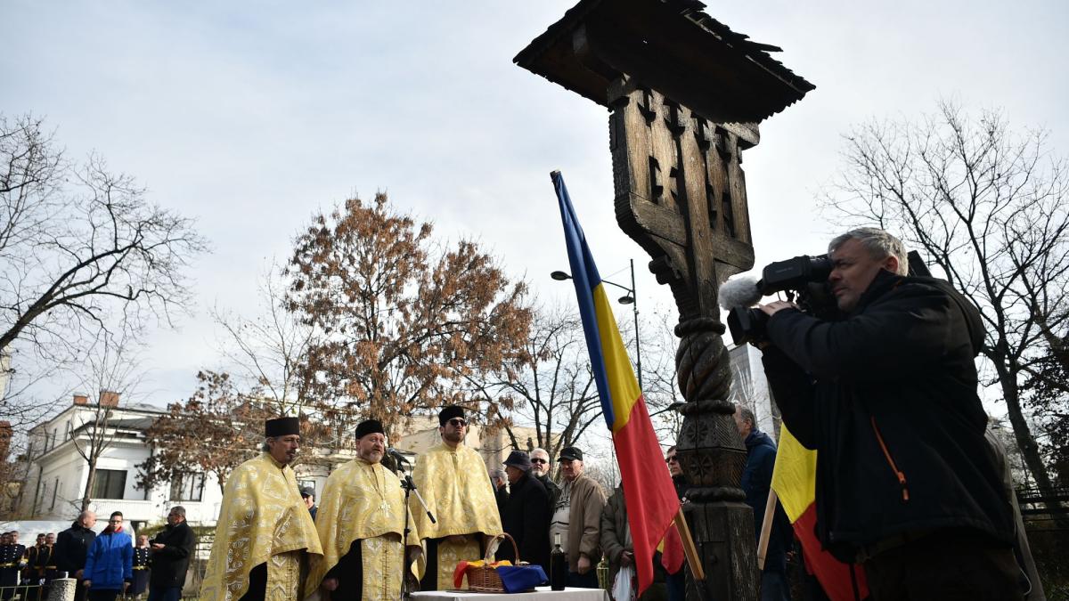 Trei zile de ceremonii pentru eroii Revolutiei