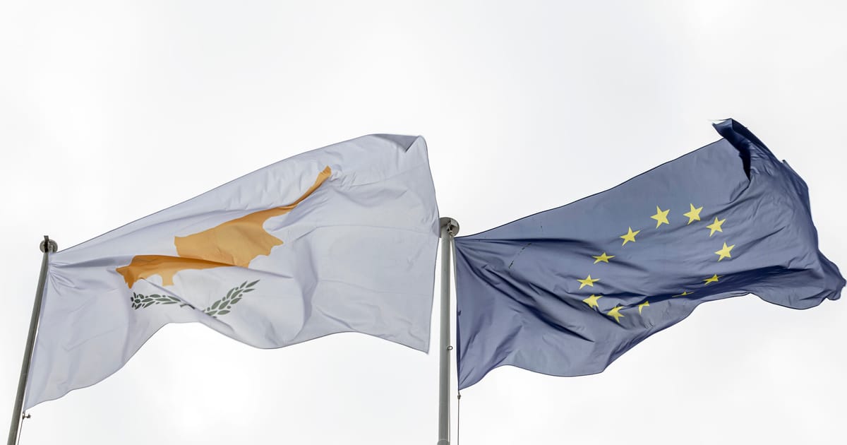 Acuze de coruptie zguduie Cipru la preluarea UE