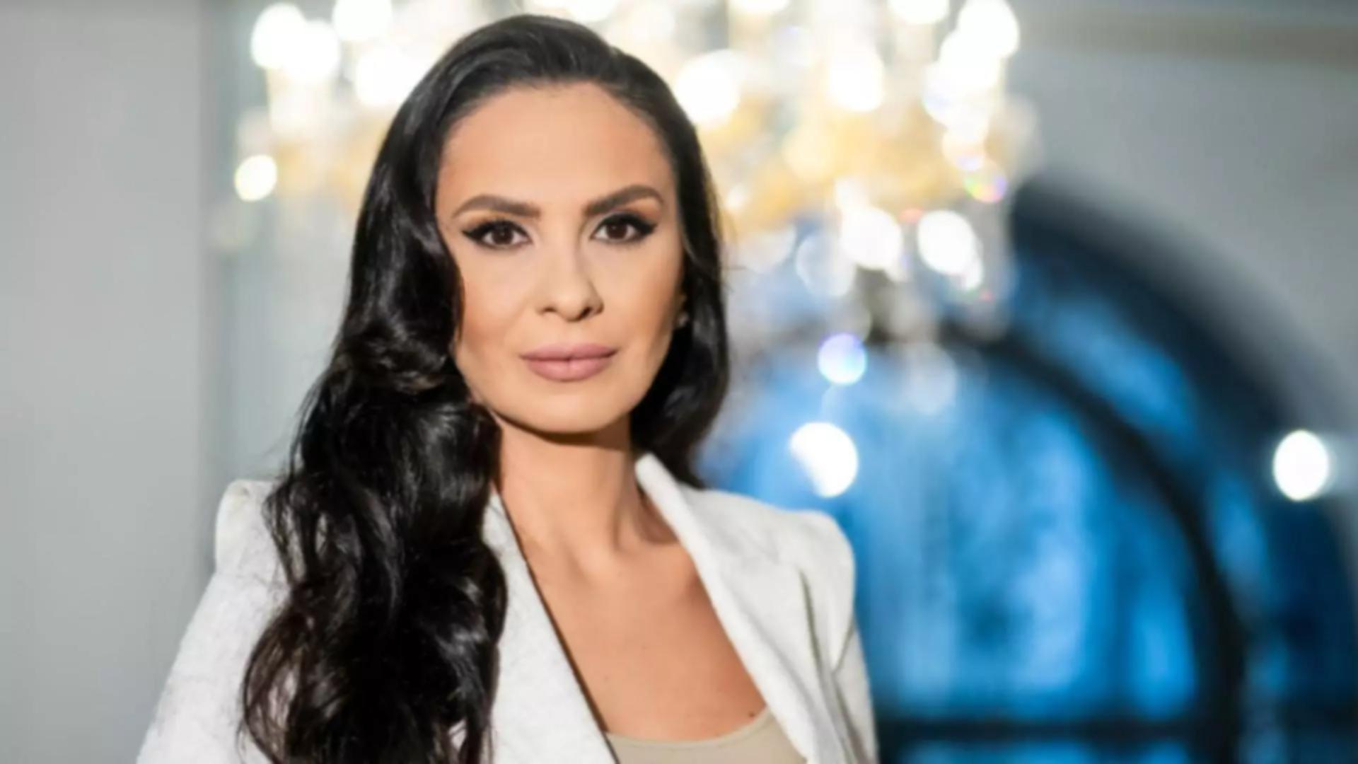 Alexandra Pacuraru dezvaluie secretele din Palatele puterii