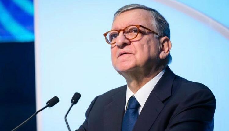 Barroso Relaiile dintre Europa i SUA sunt la cel mai sczut nivel din istoria NATO Aliana se va europeaniza mai mult