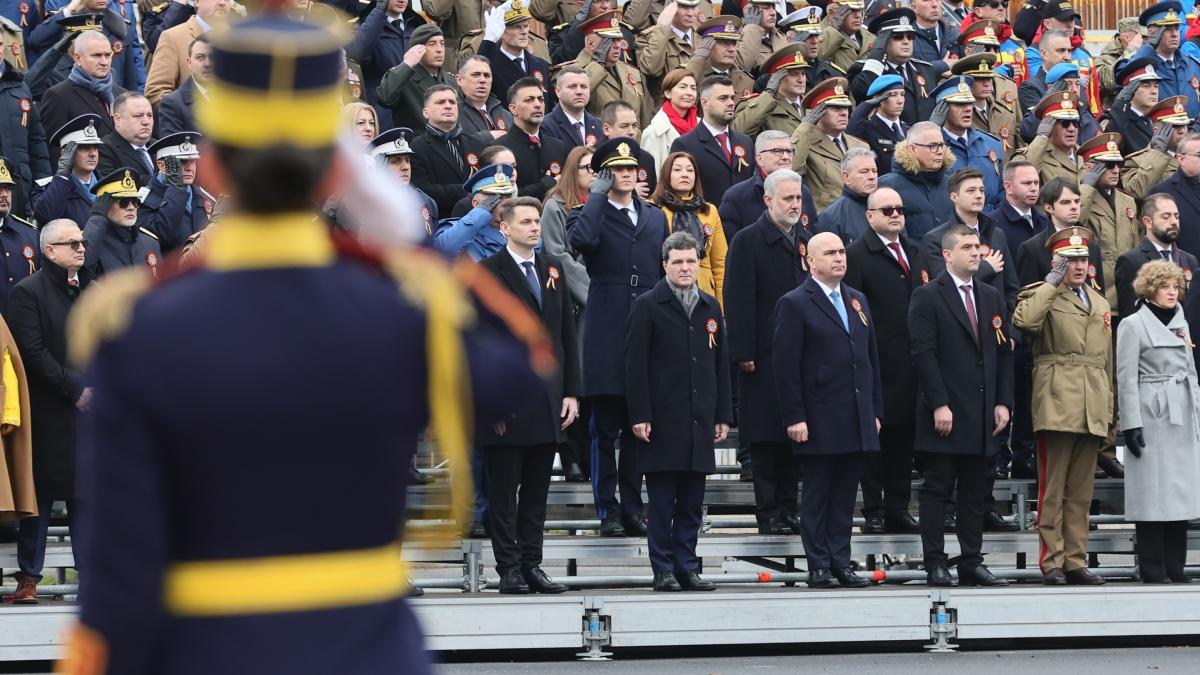 Nicuser Dan si Ilie Bolojan separati de Ziua Unirii Principatelor Presedintele calatoreste la Iasi