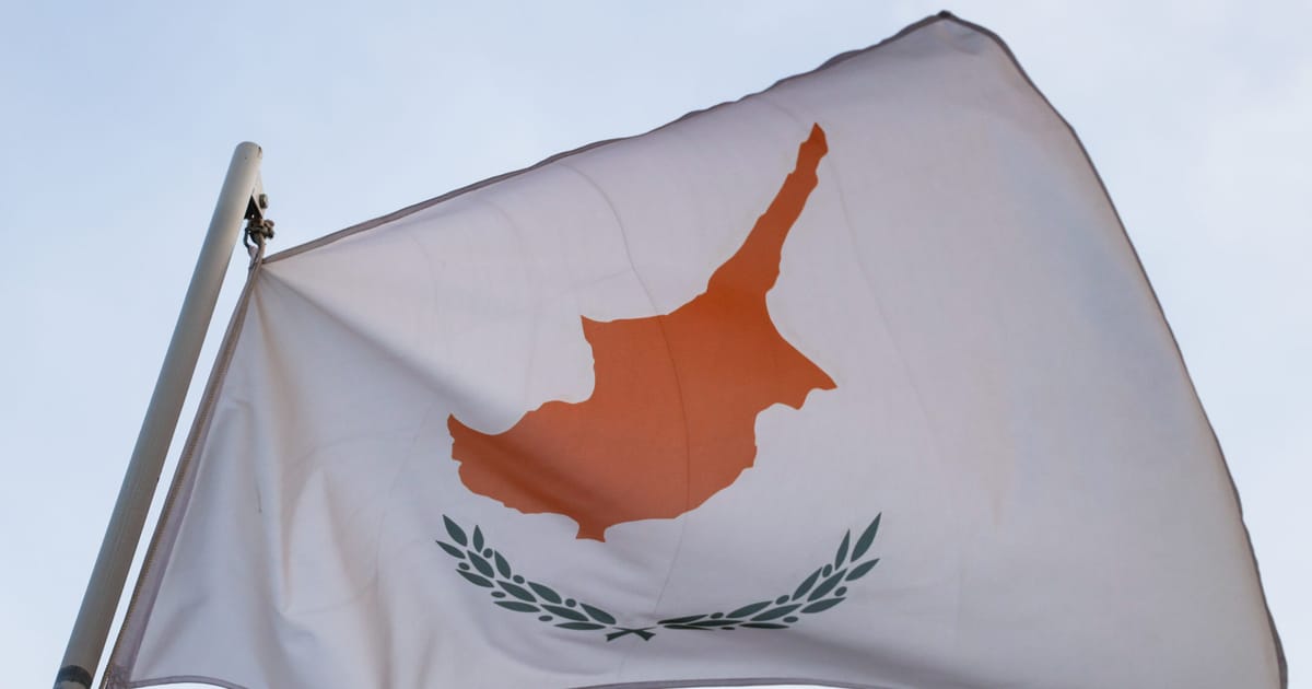 Scandalul coruptiei din Cipru se intensifica presedintele demisioneaza